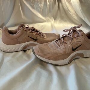 Nike Women’s Blush Pink Running / Training Shoes | Size 10